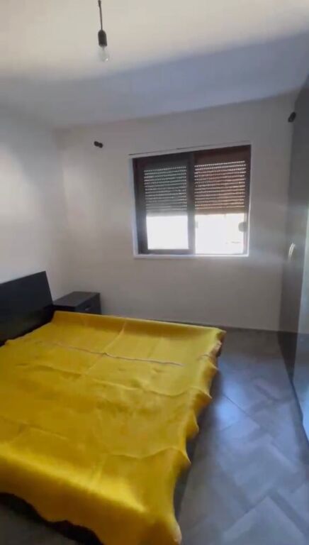 Shitet Apartament 1+1