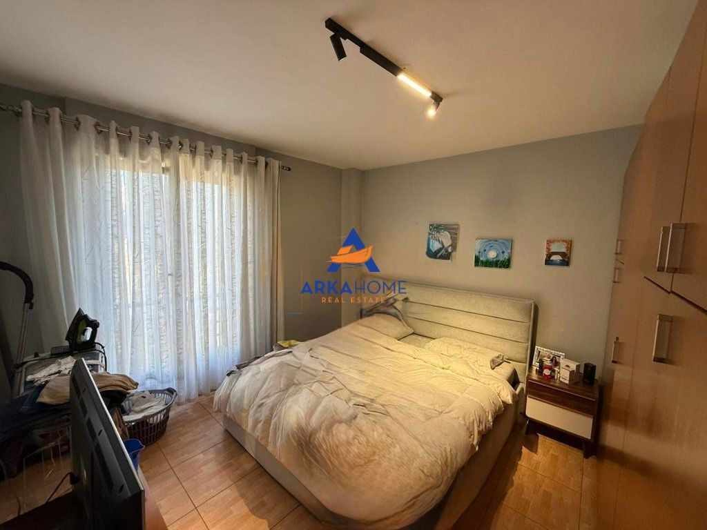 SHITET APARTAMENT 2+1+BALLKON "TE ZOGU I ZI" 230.000 EURO