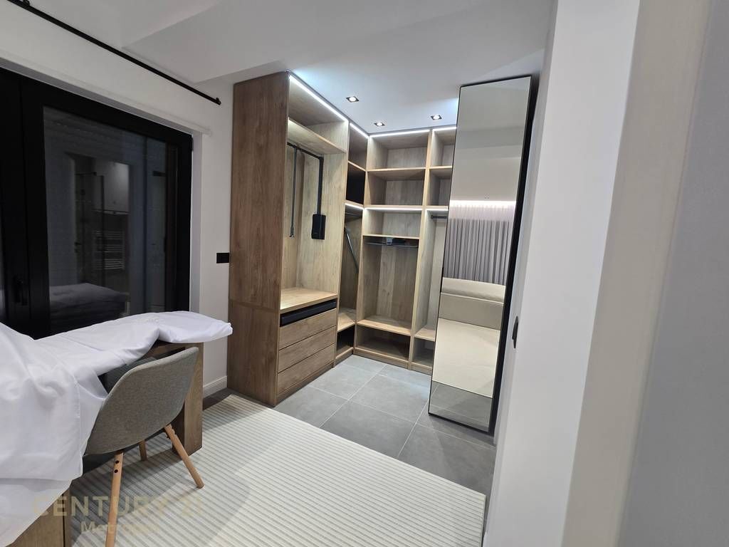 We are renting a modern 3+1+2 apartment at Kodra e Diellit Residence!