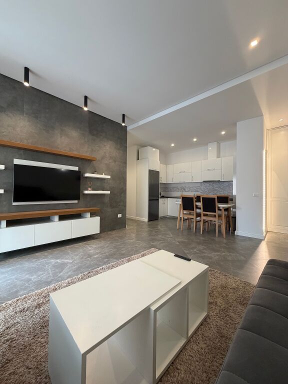 Apartment for rent 2+1+2+parking space in Delijorgj