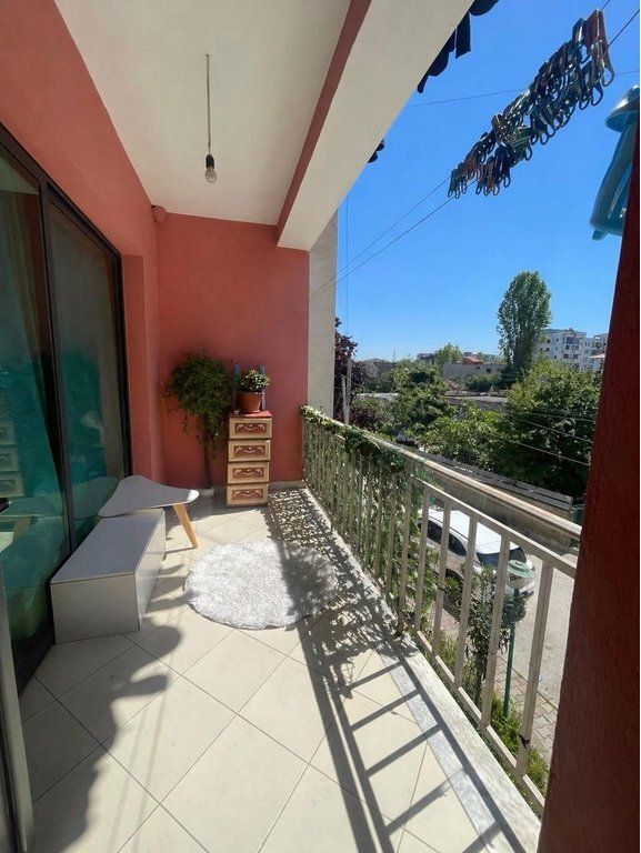 Shitet Apartament 1+1 + Ballkon pranë QTU 92,180 €