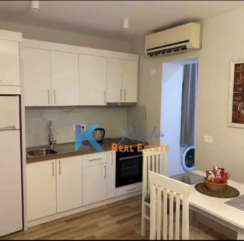 1+1 apartment for rent at Bulevardi Zogu I, near the Ministry of Justice
