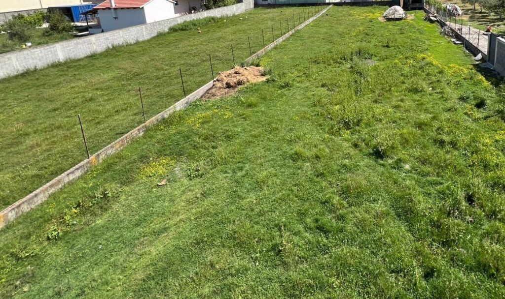 VILLA IN VENDITA 2 PIANI 1200 M2 TERRENO XHAFZOTAJ DURRES 115000 EURO