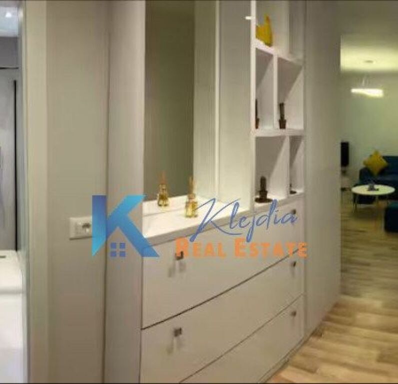 1+1 apartment for rent at Bulevardi Zogu I, near the Ministry of Justice