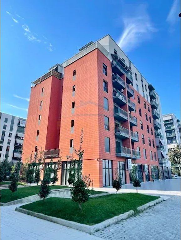 Rent, Apartment 4+1+2 + Parking Space, Green City Astir