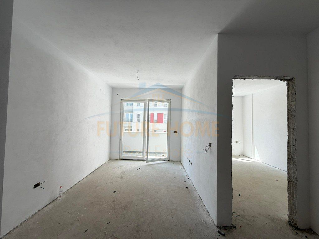 Shitet, Apartament 1+1, Univers City