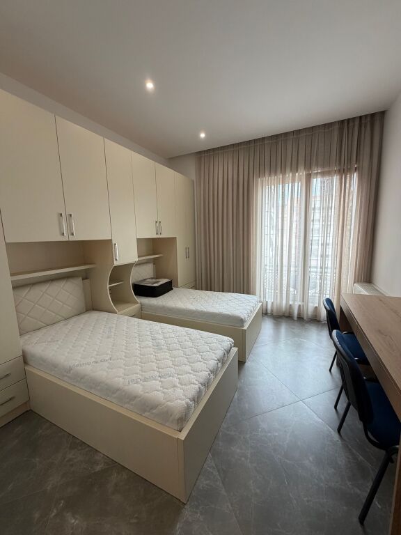 Apartment for rent 2+1+2+parking space in Delijorgj