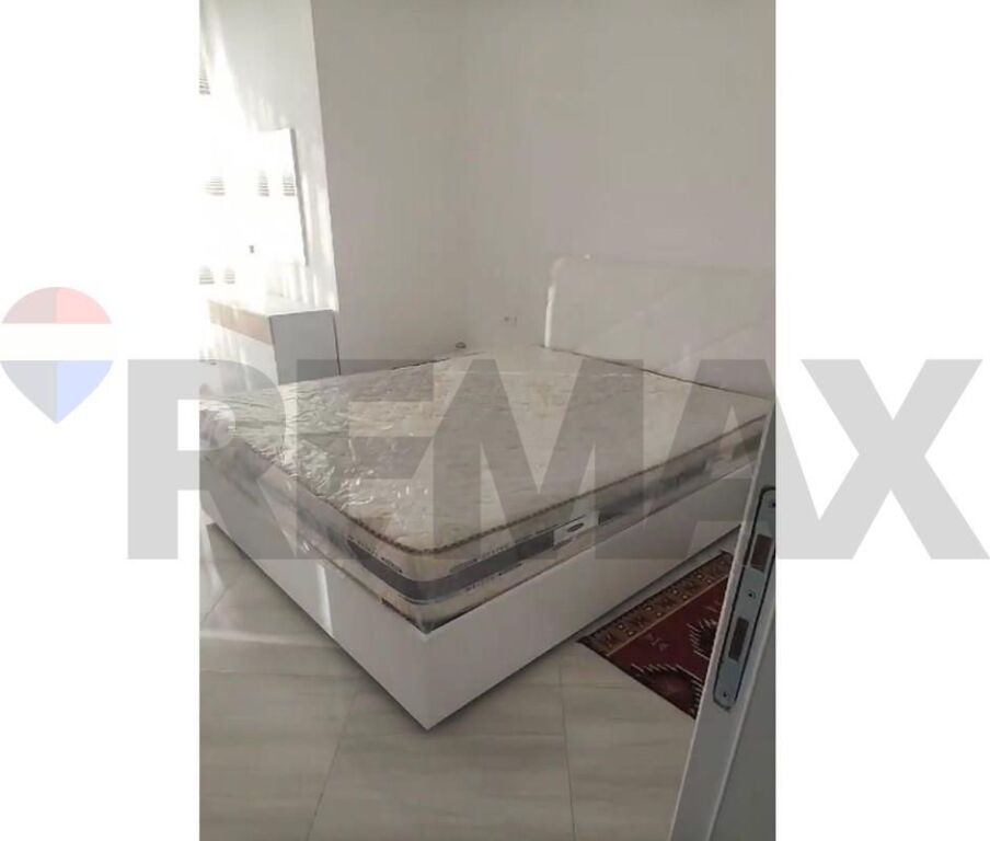 Apartament 1+1 në shitje – Rruga Riza Cerova