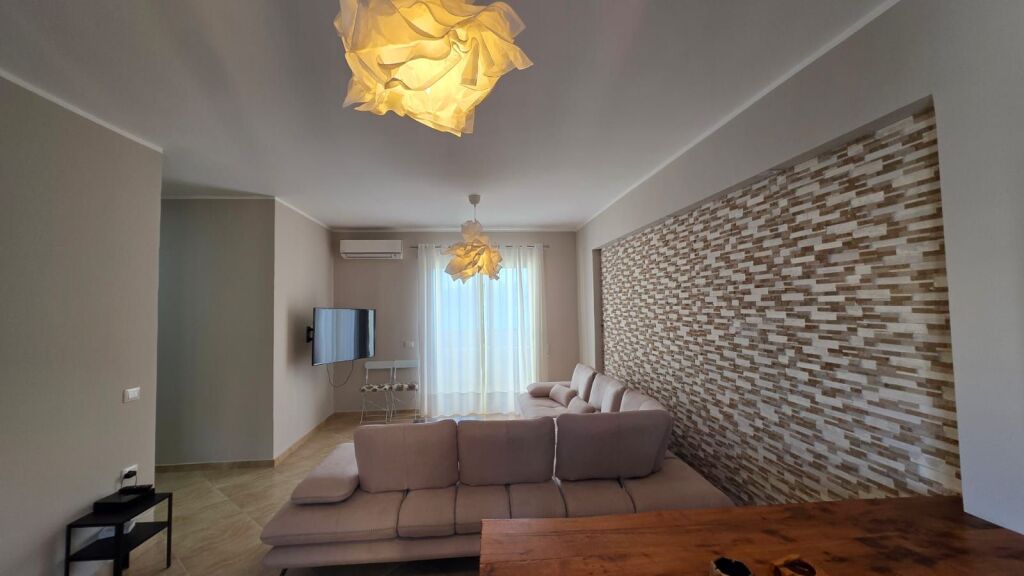 Apartment 2+1 with sea view