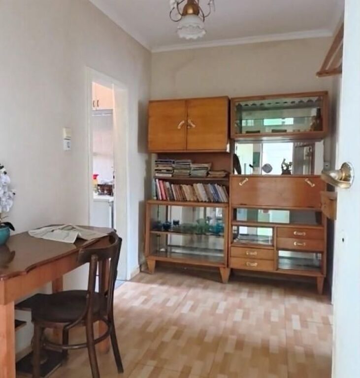 Tek Rruga Irfan Tomini Shitet Apartament 1+1 Me Çmim Okazion