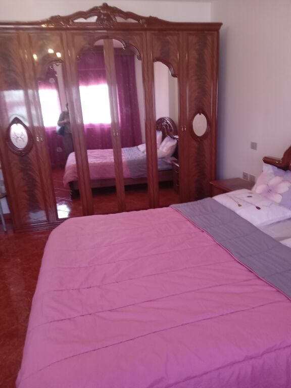 🏡✨ For Rent | 2+1 apartment for rent on the side of the Boulevard, Vlora 🌟 📍 The apartment is located on the 9th floor and