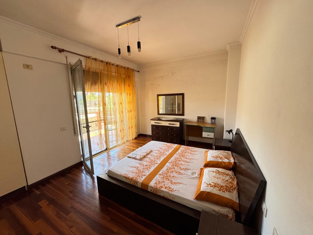 Jepet me qera Apartament 2+1+2  Adresa : Don bosko vizion +  I mobiluar  Kati 2  Cmimi 600 €
