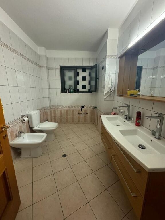 UFFICIO IN AFFITTO 202 M2 VIA ELBASAN 130.000 LEKE FH-73480