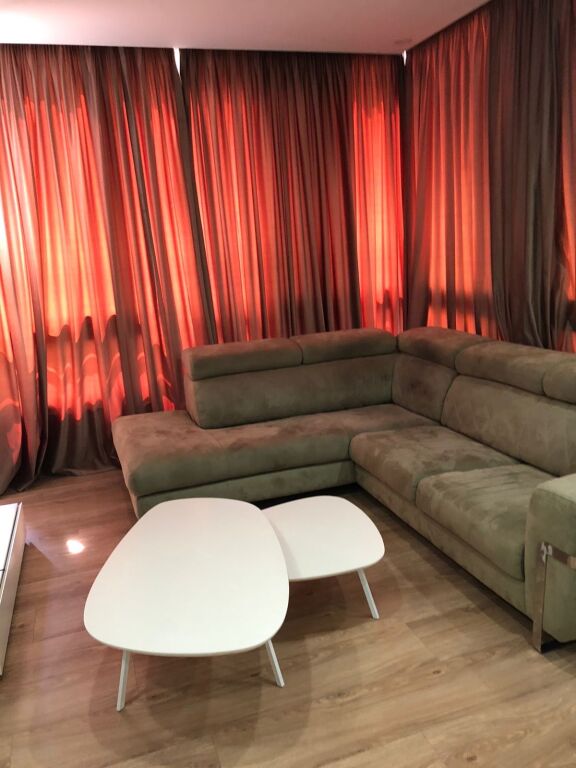 3+1, presso hotel radison lago secco, 800 euro, offerto anche parcheggio extra
