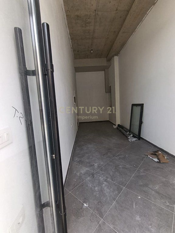 Commercial Space for Rent – Karl Gega Street
