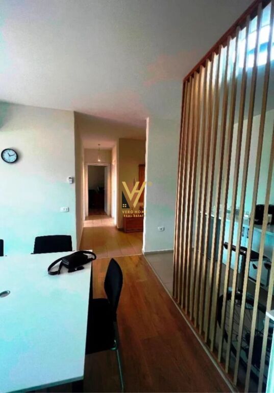 BUSINESS PREMISES 100 M2 FOR RENT AT OLIMPIKU 1,100 EURO