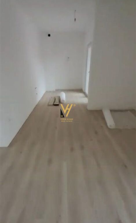 OFFICE 75 M2 FOR RENT AT AURA, LAPRAKE 600 EURO