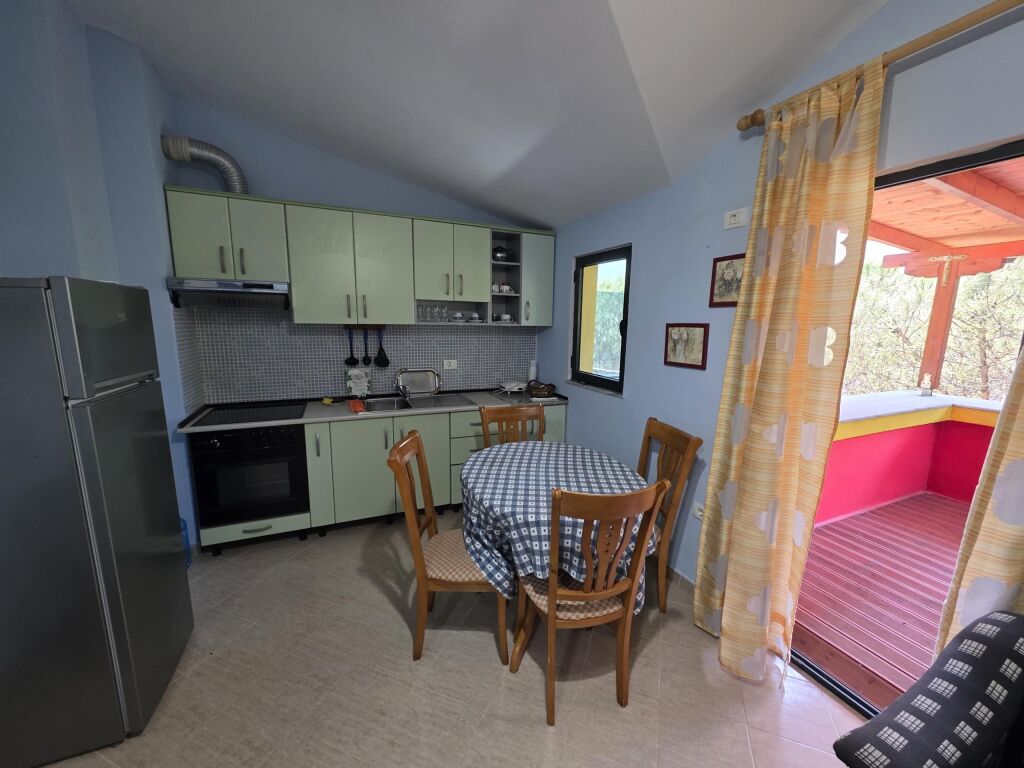 In Qerret, 1+1 Apartment for Long-Term Rent
