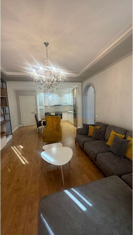 Qira, Apartament 3+1 + Post Parkimi, Green City, Unaza e Re