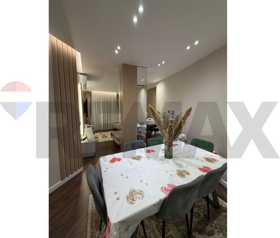 Apartament - Për Shitje - Kodra e Diellit 2, Tiranë