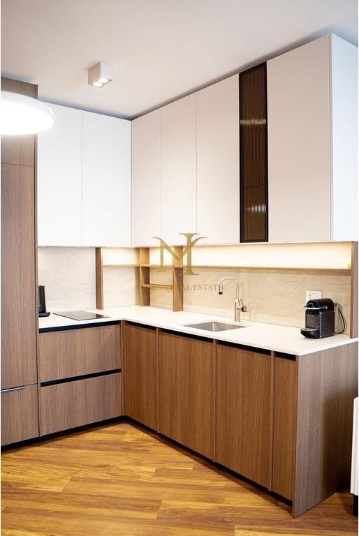 SUPER APARTAMENT 1+1 PËR SHITJE NË QENDËR TË DURRËSIT! 99,000 €