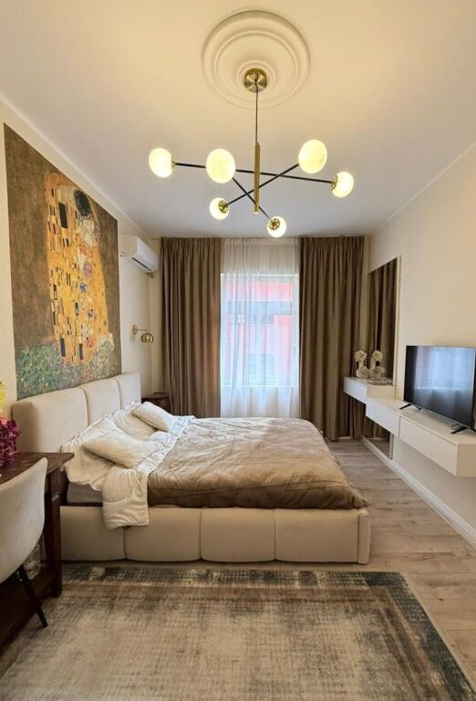 APARTAMENT 2+1 per SHITJE tek  Pallatet agimi