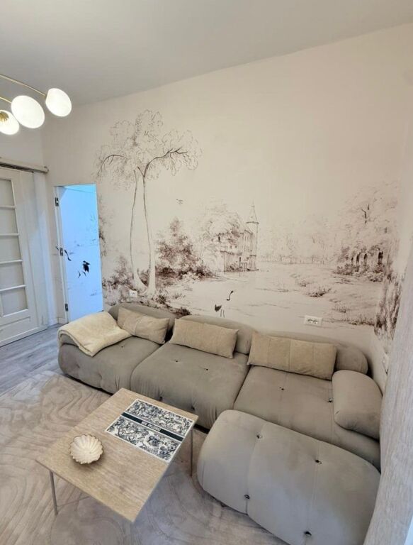 APARTAMENT 2+1 per SHITJE tek  Pallatet agimi