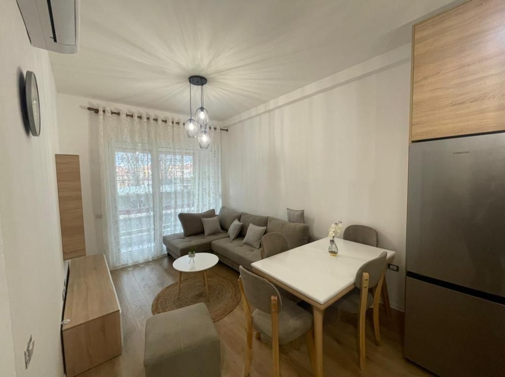 Apartament 1+1 me Qira Kompleksi Magnet