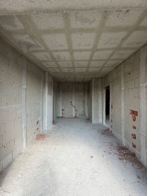 🏡 Apartament 1+1 në shitje – Golem.