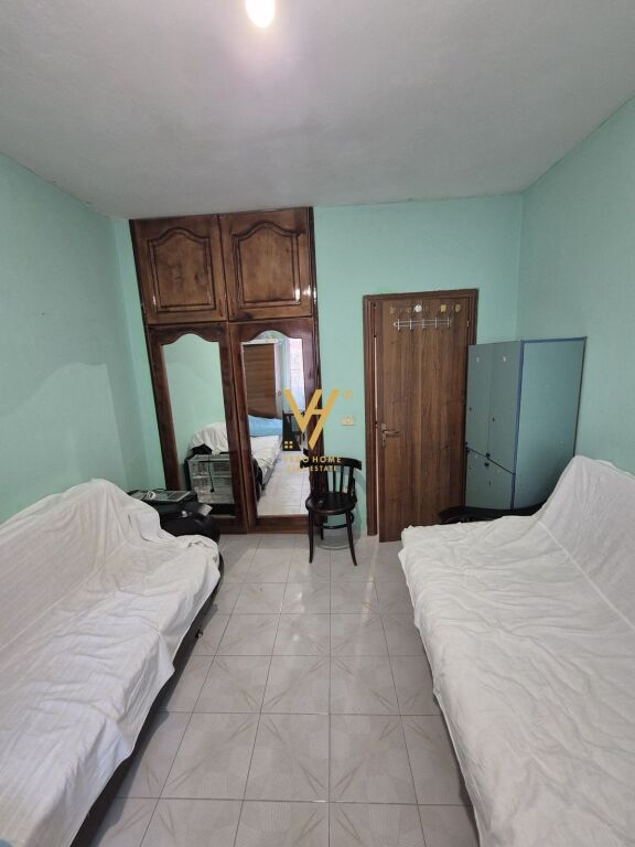 AFFITTASI APPARTAMENTO 2+1+2 A KOMUNA E PARISIT 60.000 LEKE