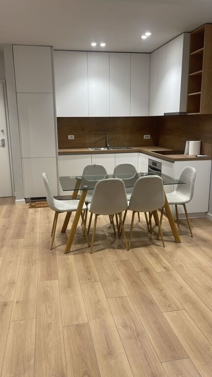 Apartment 2+1 for rent at Jordan Misja Street.