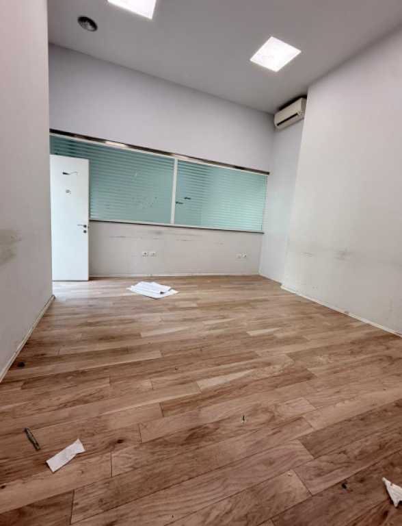 OCCASIONE – Locale in Affitto presso Kika 2