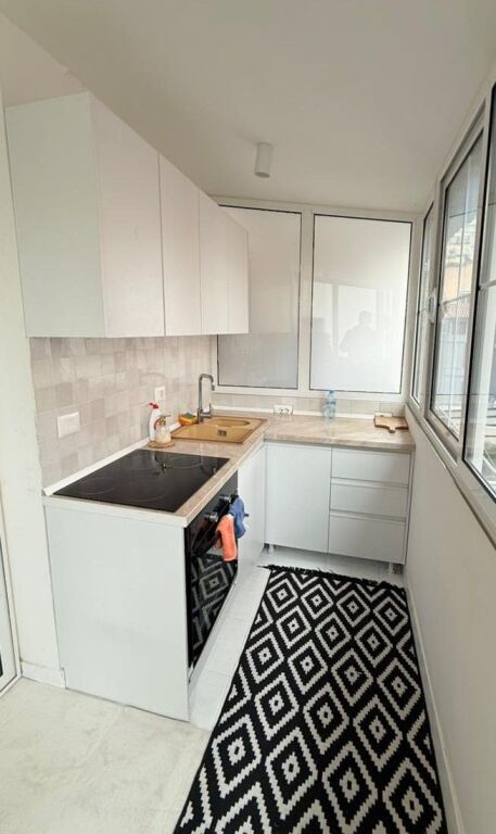 APARTAMENT 2+1 per SHITJE tek  Pallatet agimi