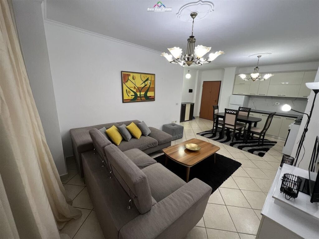 Apartament Me Qera 2+1 Tek Komuna e Parisit (ID B2201234) Tirane