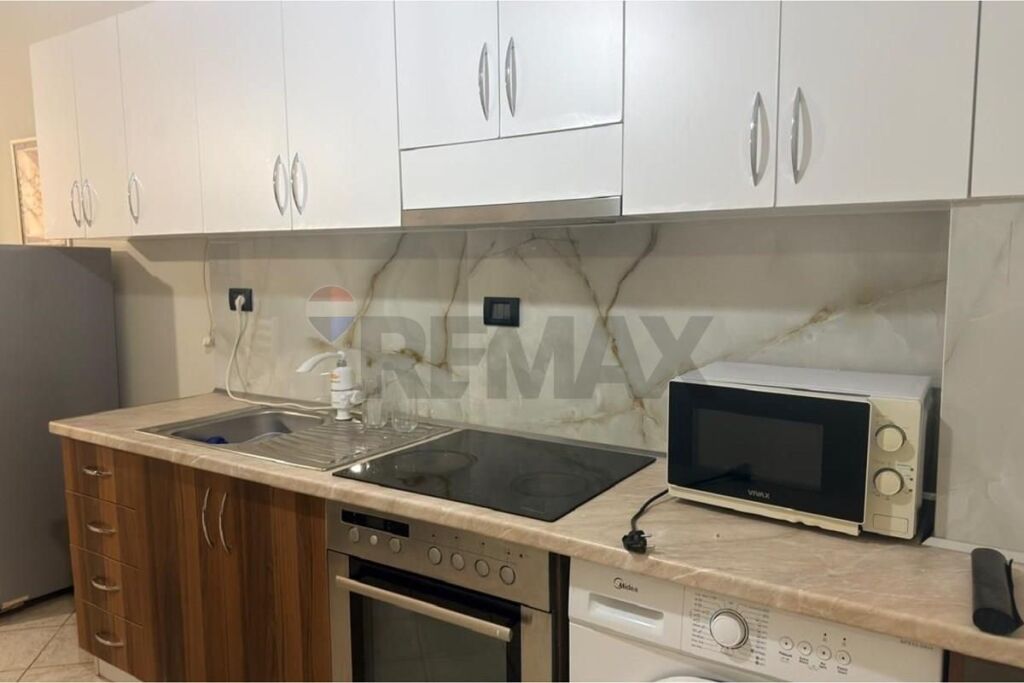 Apartment 1+1 for rent, Center, Kavajes Street