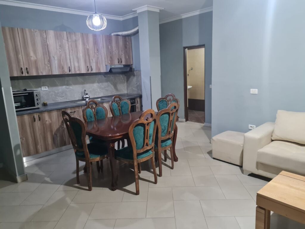 Jepet me qera Apartamenti 2+1+2 Astir prane Bar Bohem 500 mihe leke