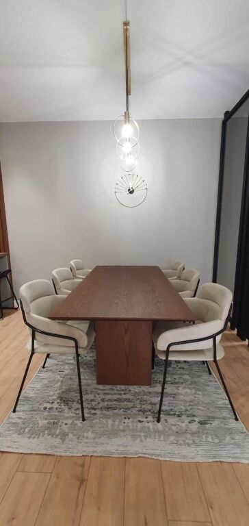Jepet Apartament me qera