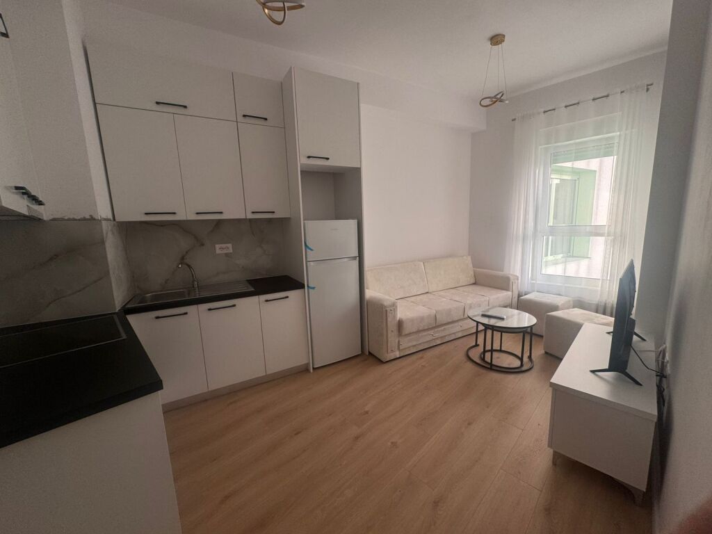 Appartamento in affitto 1+1 - 📍Ali Demi, complesso Kadiu 400 mila leke