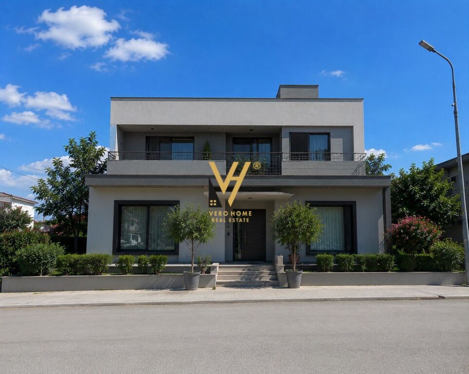 SHITET HOTEL FUNKSIONAL NE VORE 800.000 EURO