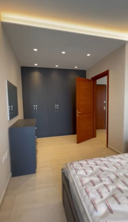 🏡 Shitet Apartament 1+1 në Misto Mame