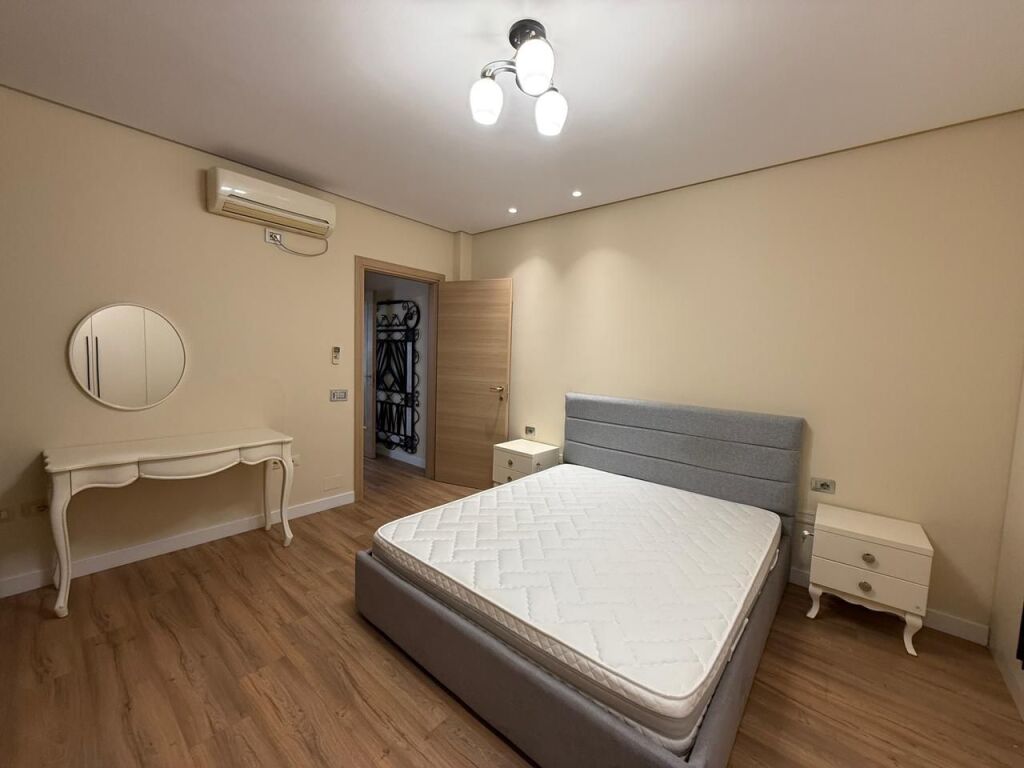 APPARTAMENTO 1+1 IN AFFITTO, VICINO A PAZARI I RI, TIRANA!