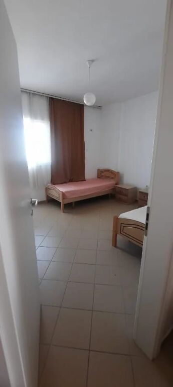 Jepet Me Qera Apartament 2+1+1 Ballkon