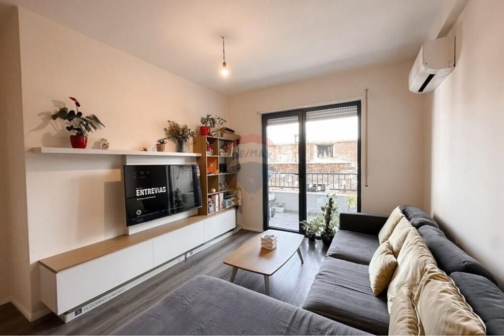APARTAMENT 2+1+2 PER SHITJE NE PORCELAN
