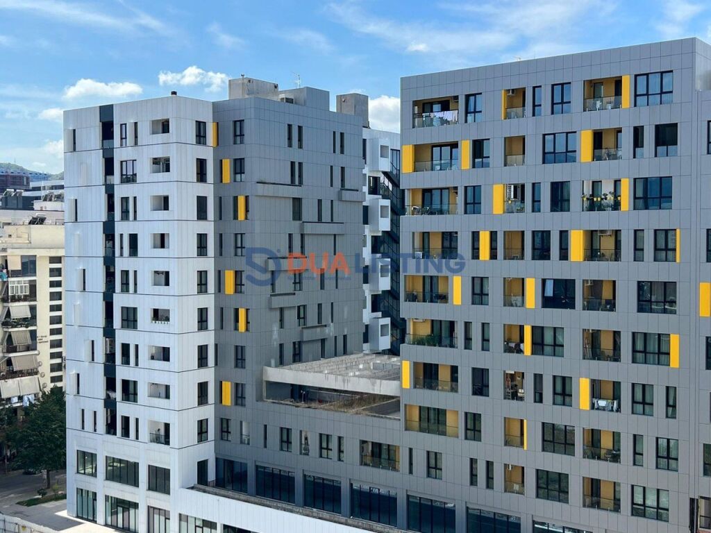 Japim me qira ambient per zyra , Square 21