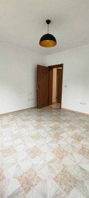 650m2 - Spazio per Uffici in Affitto
