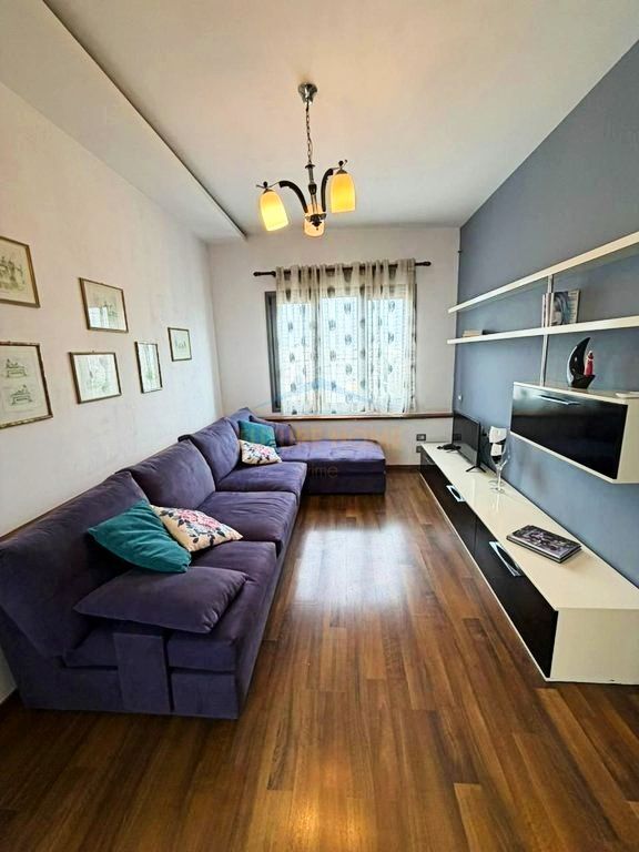 Affitto, Appartamento 2+1, Nuovo Mercato, Tirana