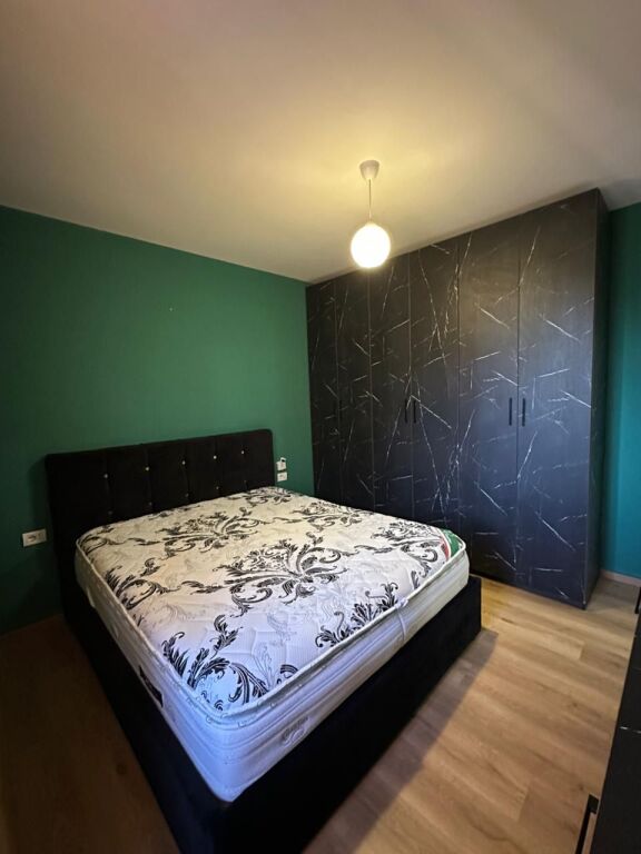 Jepet me Qira Apartament 3+1 - Kopshti Botanik