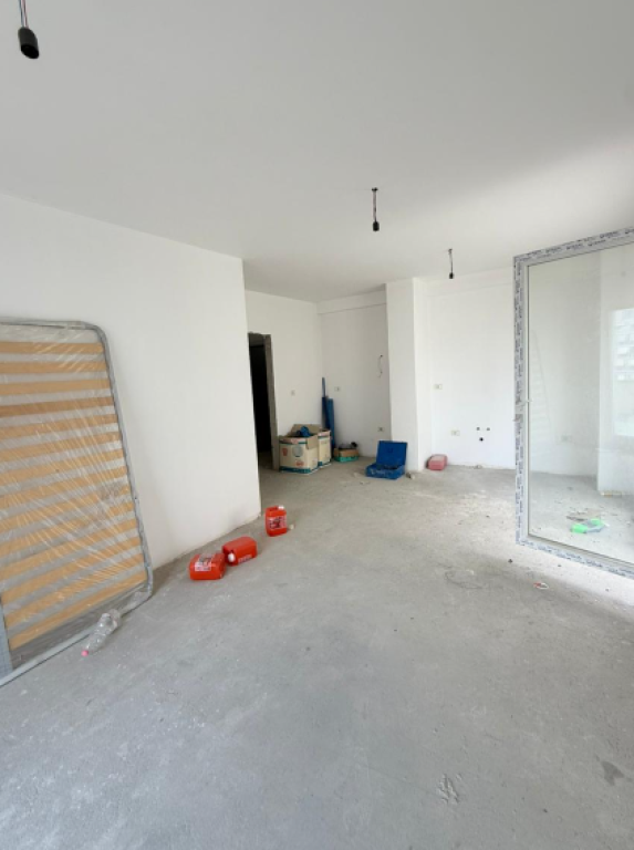 Apartament 2+1 me Verandë për Shitje tek Niku Konstruksion