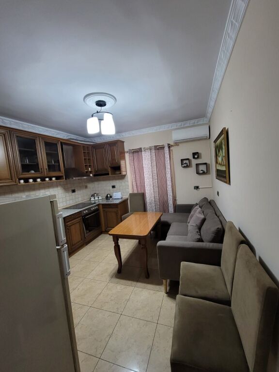 🏡 APPARTAMENTO IN AFFITTO 2+1 – VIA FORTUZI, TIRANA