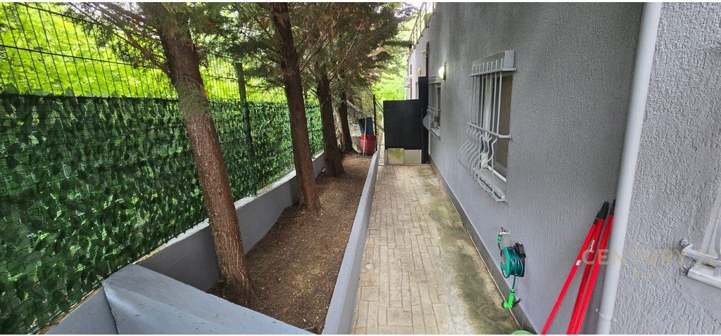 2+1 Apartment for sale near Radisson Hotel Dry Lake, Tirana 235,000 €